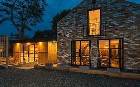 Stone Lodge